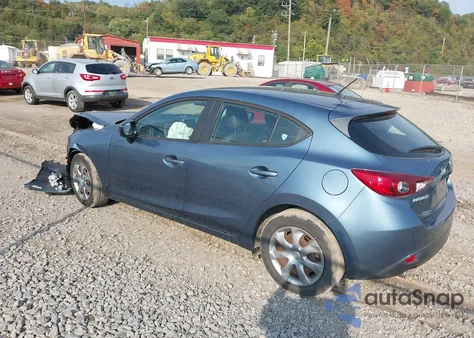 2016 Mazda Mazda3 I Sport из США, поврежденный, VIN JM1BM1J72G1328751